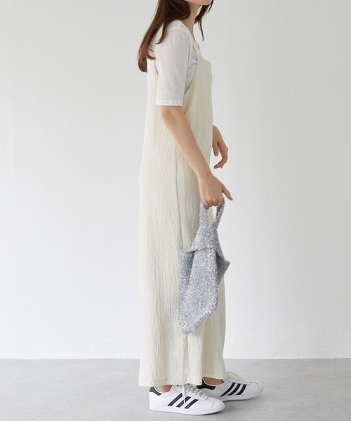 LAVEANGE(ラビアンジェ)の「楊柳カットソーキャミワンピース(ワンピース・レディース・オフホワイト/ブラウン/ブラック・4L/3L/LL/L/M)」の8枚目の写真