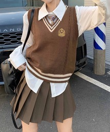 ライン入りVネックニットベスト