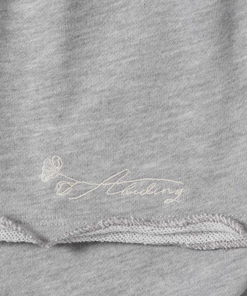 mysty woman（ミスティウーマン）の「ワイドシルエットミニ裏毛プルオーバー　106921（スウェット・レディース・オフホワイト/ブラック/グレー・FREE）」の16枚目の写真