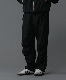 ADAM ET ROPE' | 【NIKKE/ニッケ】撥水タフタ ドローストリング ワイド トラック パンツ / セットアップ対応 / UNISEX(その他パンツ)