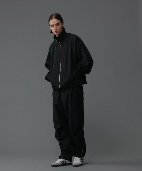 ADAM ET ROPE アダムエロペ　NIKKE セットアップ　Mサイズ ADAM ET ROPE アダムエロペ NIKKE セットアップ Mサイズ