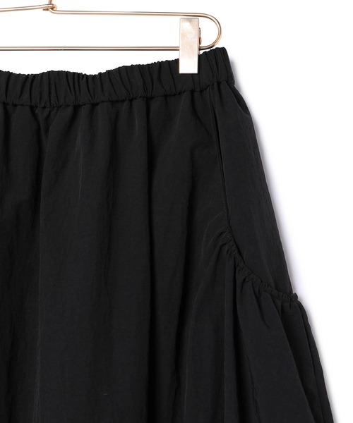 ROPE' PICNIC（ロペピクニック）の「ナイロンギャザーポケットスカート（スカート・レディース・オフホワイト/ブラック/カーキ・38）」の8枚目の写真