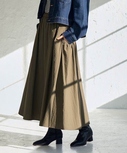 ROPE' PICNIC（ロペピクニック）の「ナイロンギャザーポケットスカート（スカート・レディース・オフホワイト/ブラック/カーキ・38）」の17枚目の写真