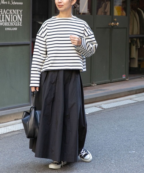 FORK&SPOON（フォークアンドスプーン）の「FORK&SPOON　クロップドボートネックボーダー（Tシャツ/カットソー・レディース・ブルー系その他/ホワイト系その他・1）」の5枚目の写真