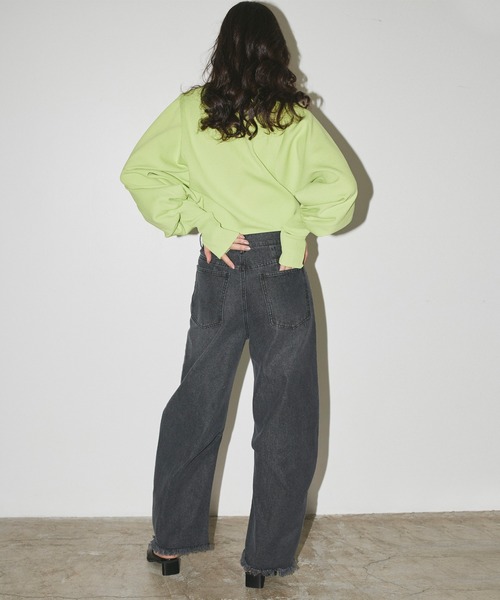 LIAN（リアン）の「カーブデニムパンツ（デニムパンツ・レディース・オフホワイト/ブルー系/ブルー/ブラック・SMALL/MEDIUM）」の3枚目の写真