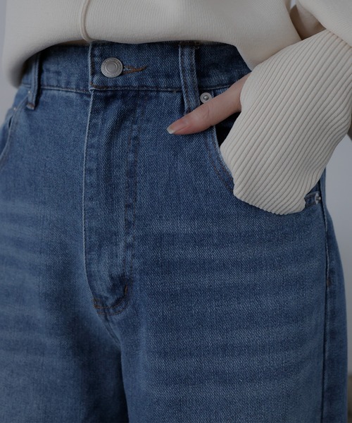 LIAN（リアン）の「カーブデニムパンツ（デニムパンツ・レディース・オフホワイト/ブルー系/ブルー/ブラック・SMALL/MEDIUM）」の13枚目の写真