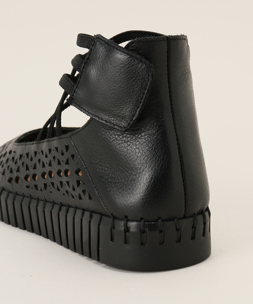 U by SPICK&SPAN（ユーバイスピックアンドスパン）の「【Mollini/モリーニ】 カットワークレースアップバレエ（バレエシューズ・レディース・ブラック・37/36/38）」の8枚目の写真