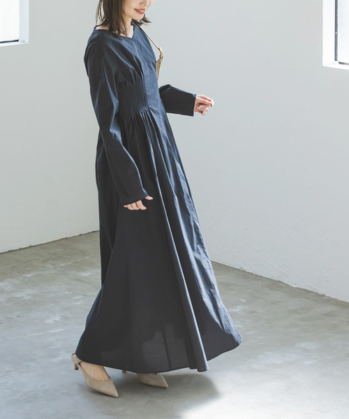 Noble（ノーブル）の「サイドタックシアーワンピース（ワンピース・レディース・ホワイト/ネイビー・36/38）」の2枚目の写真