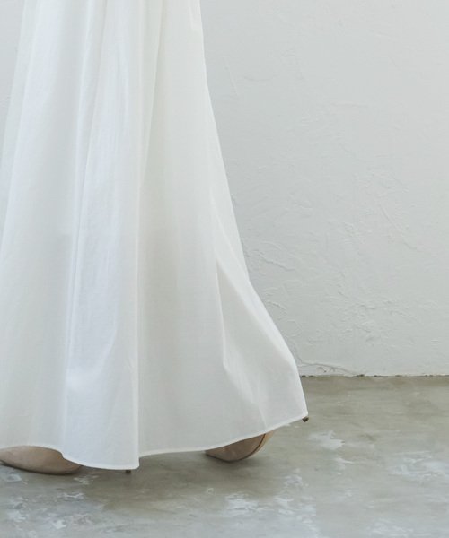 Noble（ノーブル）の「サイドタックシアーワンピース（ワンピース・レディース・ホワイト/ネイビー・36/38）」の15枚目の写真