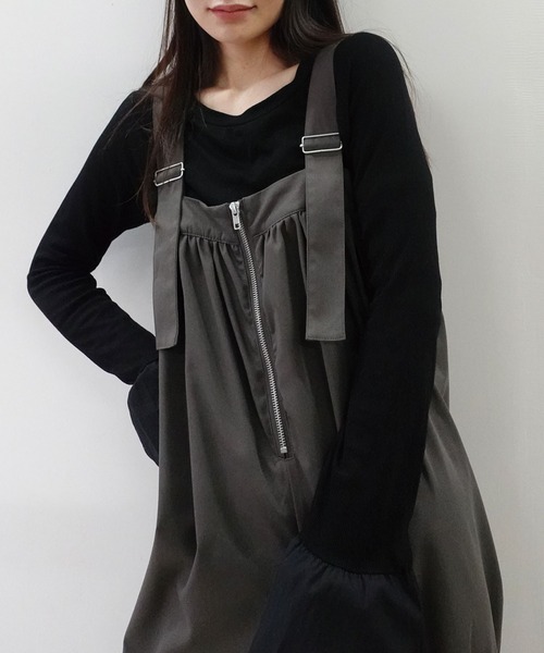 CORNERS（コーナーズ）の「フロントZIPサロペット（サロペット/オーバーオール・レディース・チャコールグレー/ブラック/ベージュ系その他・M）」の9枚目の写真