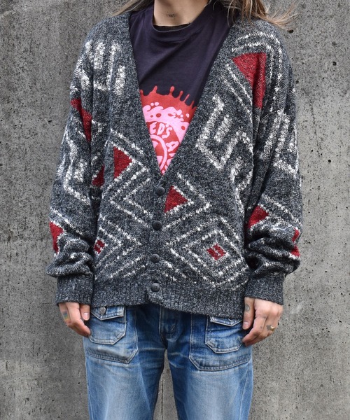 VINTAGE（ヴィンテージ）の「【ヴィンテージ古着】90's LE TIGRE デザインニットカーディガン USA製（カーディガン/ボレロ・メンズ・グレー・LARGE）」の2枚目の写真