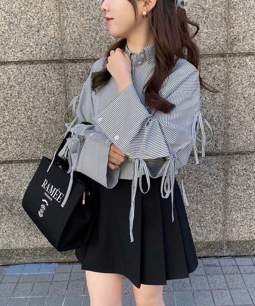 one after another NICE CLAUP(ワンアフターアナザーナイスクラップ)の「袖リボンシャツ/WEB限定(シャツ/ブラウス・レディース・ブラック/イエロー/オフホワイト/ブルー/ホワイト系その他/ピンク系その他/イエロー系その他・FREE)」の15枚目の写真