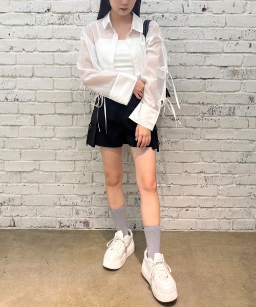 one after another NICE CLAUP(ワンアフターアナザーナイスクラップ)の「袖リボンシャツ/WEB限定(シャツ/ブラウス・レディース・ブラック/イエロー/オフホワイト/ブルー/ホワイト系その他/ピンク系その他/イエロー系その他・FREE)」の17枚目の写真