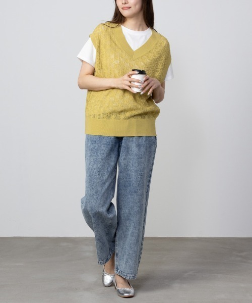 NAVY(ネイビー)の「NAVY 透かしシアーVネックベスト+インナーTシャツセット アンサンブル(アンサンブル・レディース・ブルー/ライム/ベージュ・L/M)」の16枚目の写真