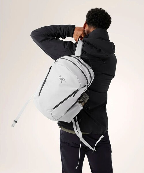 ARC'TERYX（アークテリクス）の「ARC' TERYX/アークテリクス Mantis 26 Backpack/マンティス バックパック（バックパック/リュック・メンズ・ホワイト/ブラック/インディゴブルー/パープル・ﾌﾘ-）」の10枚目の写真
