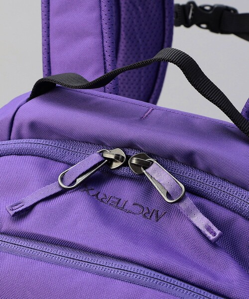 ARC'TERYX（アークテリクス）の「ARC' TERYX/アークテリクス Mantis 26 Backpack/マンティス バックパック（バックパック/リュック・メンズ・ホワイト/ブラック/インディゴブルー/パープル・ﾌﾘ-）」の18枚目の写真