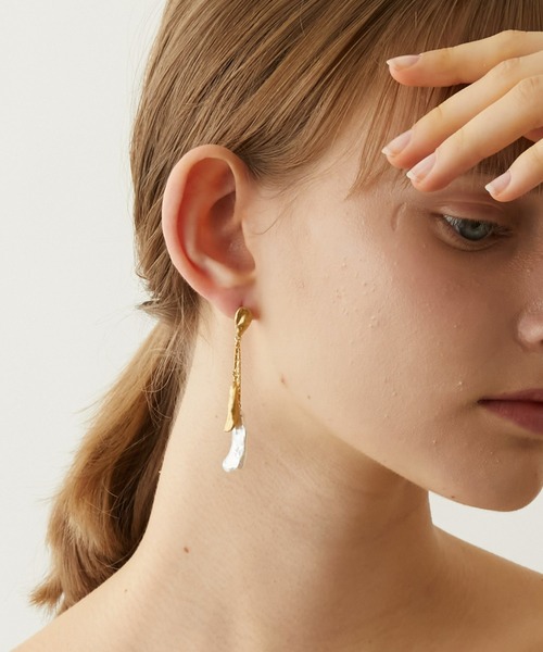 [ancient] スゥイング パール シングル ピアス