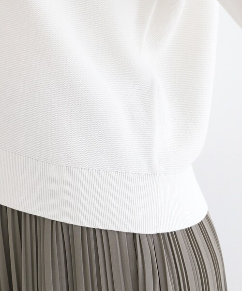 INDIVI(インディヴィ)の「◆【2点セット/洗える】フォルムニット&プリーツスカート セットアップ(セットアップ・レディース・ホワイト/ベージュ/ブルー系その他・05/13/15 /19/34/38)」の9枚目の写真