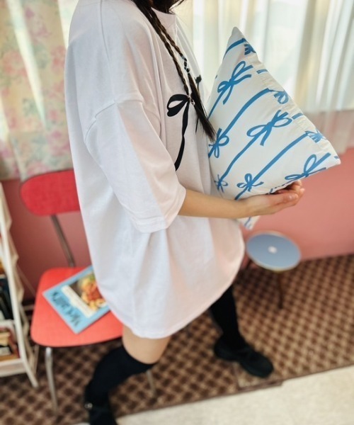 ipugo(イプゴ)の「ipugo/イプゴ リボンビッグT 夏物 夏服(Tシャツ/カットソー・レディース・ホワイト/ブラック・FREE)」の18枚目の写真