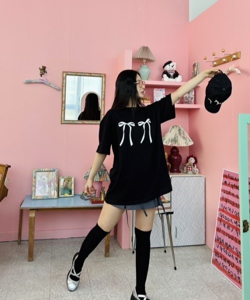 ipugo(イプゴ)の「ipugo/イプゴ リボンビッグT 夏物 夏服(Tシャツ/カットソー・レディース・ホワイト/ブラック・FREE)」の7枚目の写真