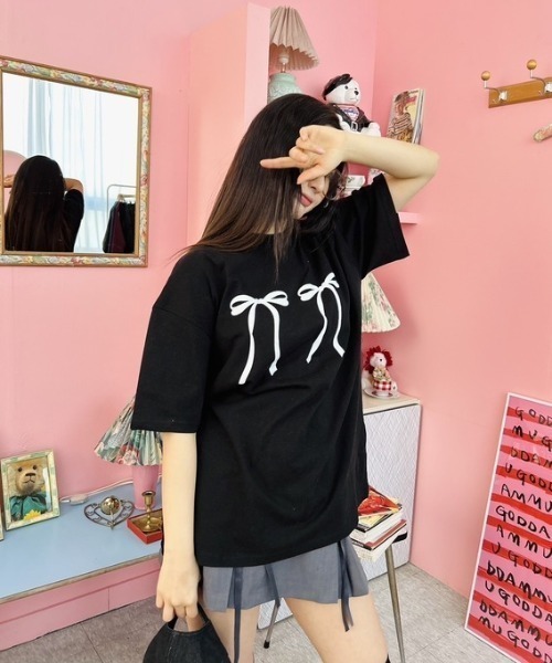ipugo(イプゴ)の「ipugo/イプゴ リボンビッグT 夏物 夏服(Tシャツ/カットソー・レディース・ホワイト/ブラック・FREE)」の4枚目の写真