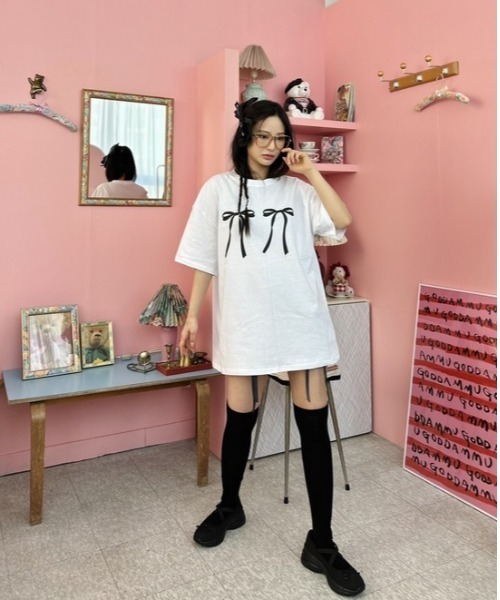ipugo(イプゴ)の「ipugo/イプゴ リボンビッグT 夏物 夏服(Tシャツ/カットソー・レディース・ホワイト/ブラック・FREE)」の21枚目の写真