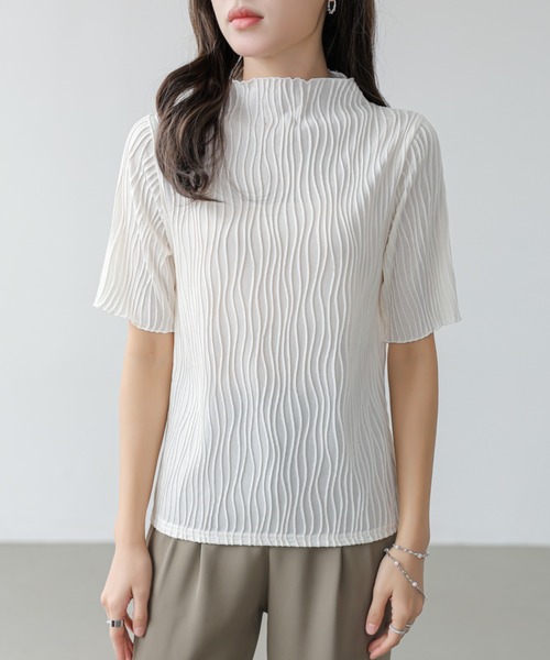 emi+（エミプラス）の「ウェーブジャガードメロープチハイネックTEE（Tシャツ/カットソー・レディース・グレー/アイボリー/ブラック/ピンク/グリーン・FREE）」の12枚目の写真