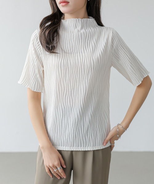 emi+（エミプラス）の「ウェーブジャガードメロープチハイネックTEE（Tシャツ/カットソー・レディース・グレー/アイボリー/ブラック/ピンク/グリーン・FREE）」の13枚目の写真
