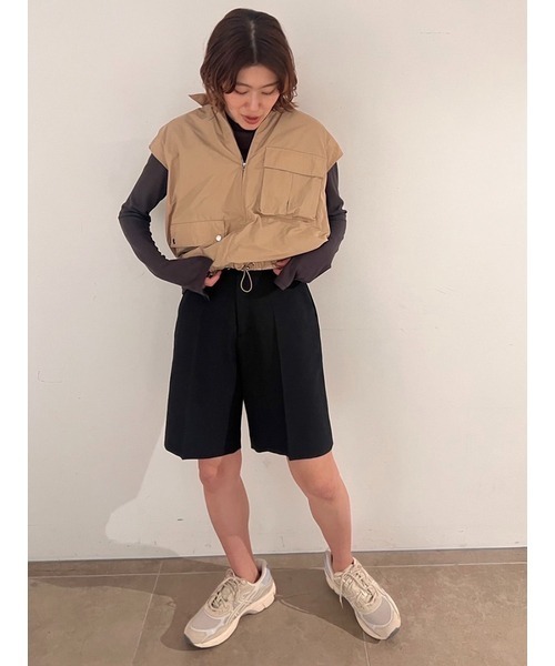 emmi(エミ)の「センタープレスUVカットハーフパンツ(その他パンツ・レディース・ブラック/イエロー・0/1)」の15枚目の写真