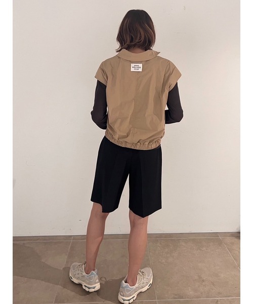 emmi(エミ)の「センタープレスUVカットハーフパンツ(その他パンツ・レディース・ブラック/イエロー・0/1)」の16枚目の写真