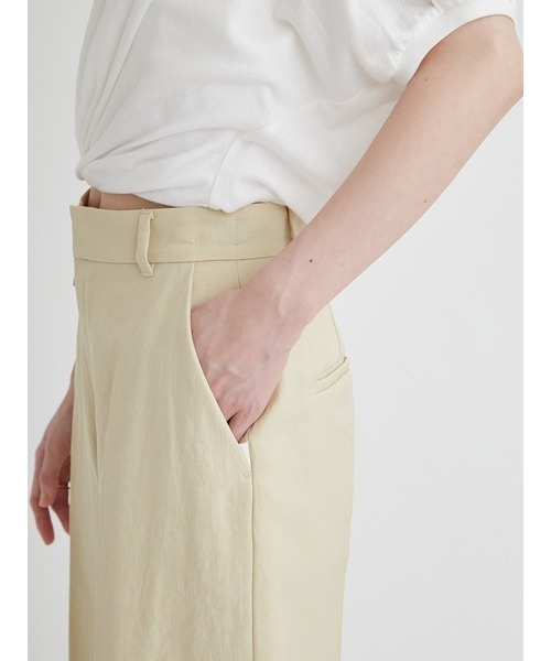 emmi(エミ)の「センタープレスUVカットハーフパンツ(その他パンツ・レディース・ブラック/イエロー・0/1)」の8枚目の写真