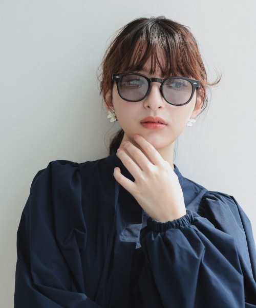 DONOBAN（ドノバン）の「【UVカット率 99％以上】 ボスリントン カラーサングラス（サングラス・レディース・パープル/ライトグリーン/スモーク/ブルー/ライトブラウン/グレー系その他・FREE）」の2枚目の写真