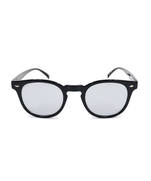 DONOBAN（ドノバン）の「【UVカット率 99％以上】 ボスリントン カラーサングラス（サングラス・レディース・パープル/ライトグリーン/スモーク/ブルー/ライトブラウン/グレー系その他・FREE）」の17枚目の写真