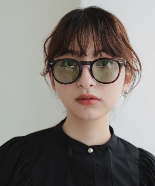 DONOBAN（ドノバン）の「【UVカット率 99％以上】 ボスリントン カラーサングラス（サングラス・レディース・パープル/ライトグリーン/スモーク/ブルー/ライトブラウン/グレー系その他・FREE）」の12枚目の写真