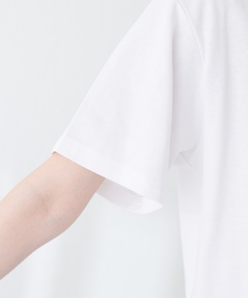 natural couture（ナチュラルクチュール）の「プリントロゴT（Tシャツ/カットソー・レディース・ブルー/オフホワイト/ピンク/ネイビー・FREE）」の7枚目の写真