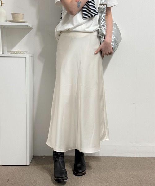 3.3 Field Trip （3.3フィールドトリップ）の「3.3 Field Trip／サテンスカート 2114008（スカート・レディース・クリーム/ブラック・MEDIUM）」の10枚目の写真