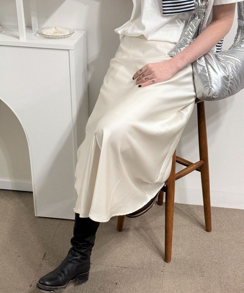 3.3 Field Trip （3.3フィールドトリップ）の「3.3 Field Trip／サテンスカート 2114008（スカート・レディース・クリーム/ブラック・MEDIUM）」の11枚目の写真