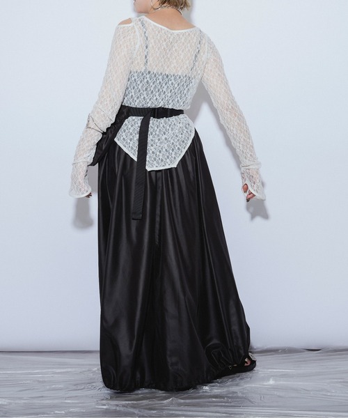 Ezick ANNONIM（エジックアノニム）の「Pocket belt 2way バルーンスカート（スカート・レディース・オフホワイト/ブラック・FREE）」の17枚目の写真