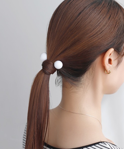 ANEMONE(アネモネ)の「スフィアヘアバトン(その他ヘアアクセサリー・レディース・シルバー/ブラック/アイボリー/ゴールド・FREE)」の2枚目の写真