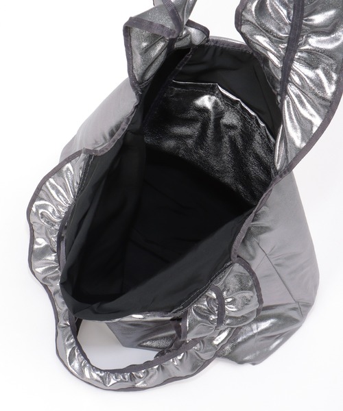 notch.(ノッチ)の「メタリックフリルバッグ(トートバッグ・レディース・ネイビー/シルバー系・ONESIZE)」の11枚目の写真