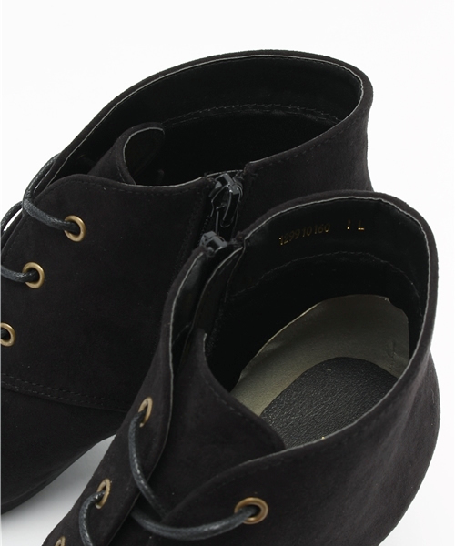 one after another NICE CLAUP(ワンアフターアナザーナイスクラップ)の「【mer1月号掲載 ナイスクラップ】スウェード調レースアップブーツ(ブーティ・レディース・カーキ/ブラック/キャメル・LARGE/MEDIUM/SMALL)」の8枚目の写真