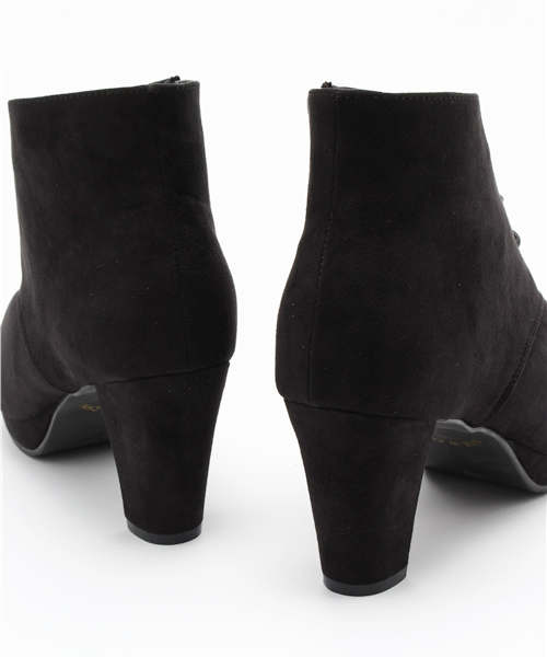 one after another NICE CLAUP(ワンアフターアナザーナイスクラップ)の「【mer1月号掲載 ナイスクラップ】スウェード調レースアップブーツ(ブーティ・レディース・カーキ/ブラック/キャメル・LARGE/MEDIUM/SMALL)」の10枚目の写真