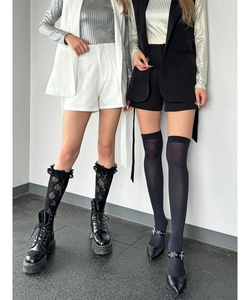 EGOIST(エゴイスト)の「ハイウエストショートパンツ(その他パンツ・レディース・ホワイト/ブラック・S/M)」の4枚目の写真