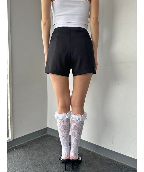 EGOIST(エゴイスト)の「ハイウエストショートパンツ(その他パンツ・レディース・ホワイト/ブラック・S/M)」の7枚目の写真