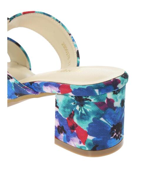 Te chichi(テチチ)の「花柄/無地カットアウトサンダル(サンダル・レディース・ブラック/ブルー・37/38)」の7枚目の写真