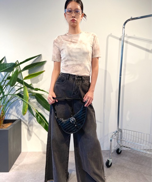 Solace(ソレイス)の「ニュアンス柄シアーハーフスリーブトップス(Tシャツ/カットソー・レディース・ブラック/ベージュ/オレンジ/イエロー・FREE)」の21枚目の写真