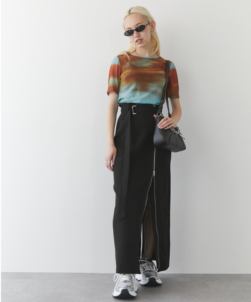 Solace(ソレイス)の「ニュアンス柄シアーハーフスリーブトップス(Tシャツ/カットソー・レディース・ブラック/ベージュ/オレンジ/イエロー・FREE)」の11枚目の写真