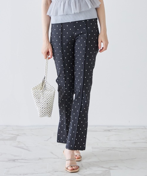 tocco closet(トッコ クローゼット)の「サイドスリット入りドット柄ストレッチパンツ(その他パンツ・レディース・ドット/その他・M)」の1枚目の写真