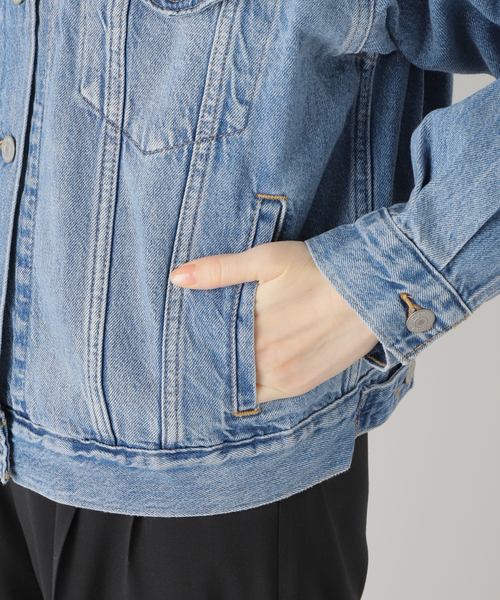 Levi’s MADE＆CRAFTED（リーバイスメードアンドクラフテッド）の「【LEVI’S/リーバイス】90S TRUCKERSOFT AS BUTTER MID：デニムジャケット（デニムジャケット・レディース・サックスブルー・SMALL/MEDIUM）」の11枚目の写真