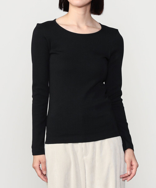 alvana(アルヴァナ)の「alvana | コットン ロングスリーブTシャツ WQMEN(Tシャツ/カットソー・レディース・ホワイト/ブラック・2)」の3枚目の写真